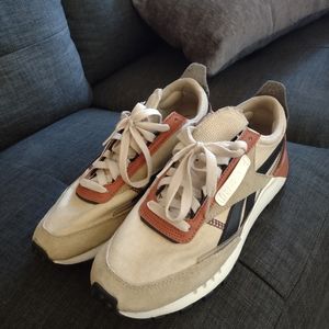 Reebok Classic Legacy